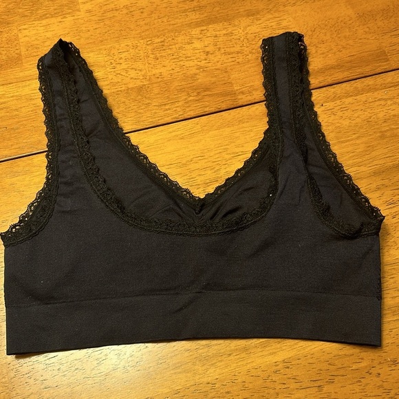 Izod bralette size large. - Picture 2 of 3